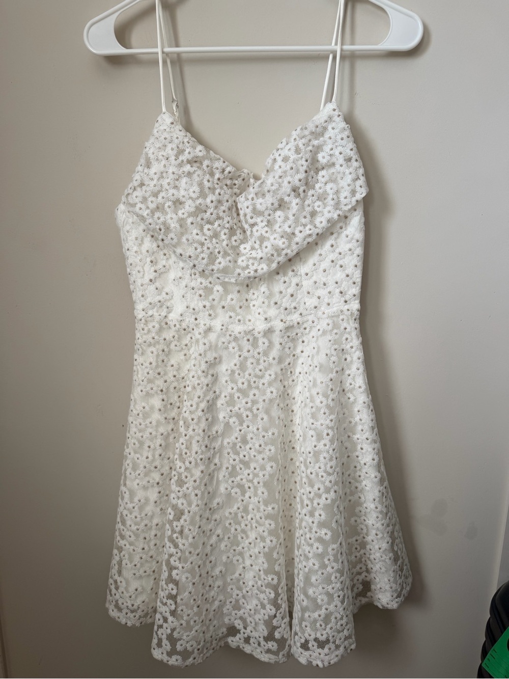 NWT Angel Biba Cream Daisy Eyelet Spaghetti Strap Dress